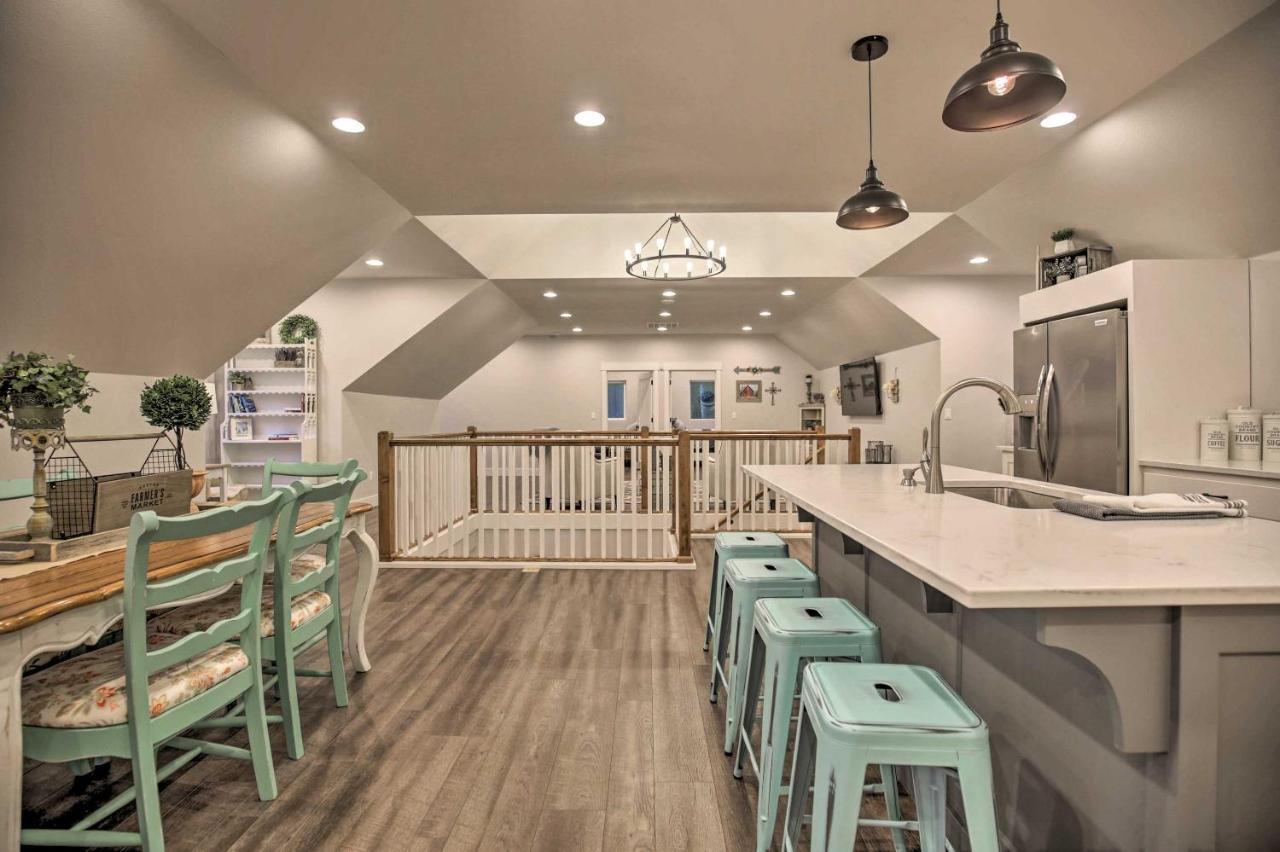 Chic Farmhouse With Creek In Heart Of Wine Country! Макминнвилл Экстерьер фото