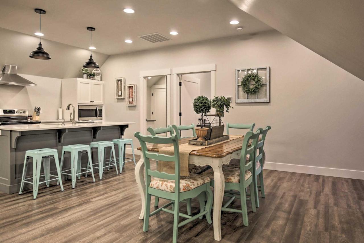 Chic Farmhouse With Creek In Heart Of Wine Country! Макминнвилл Экстерьер фото