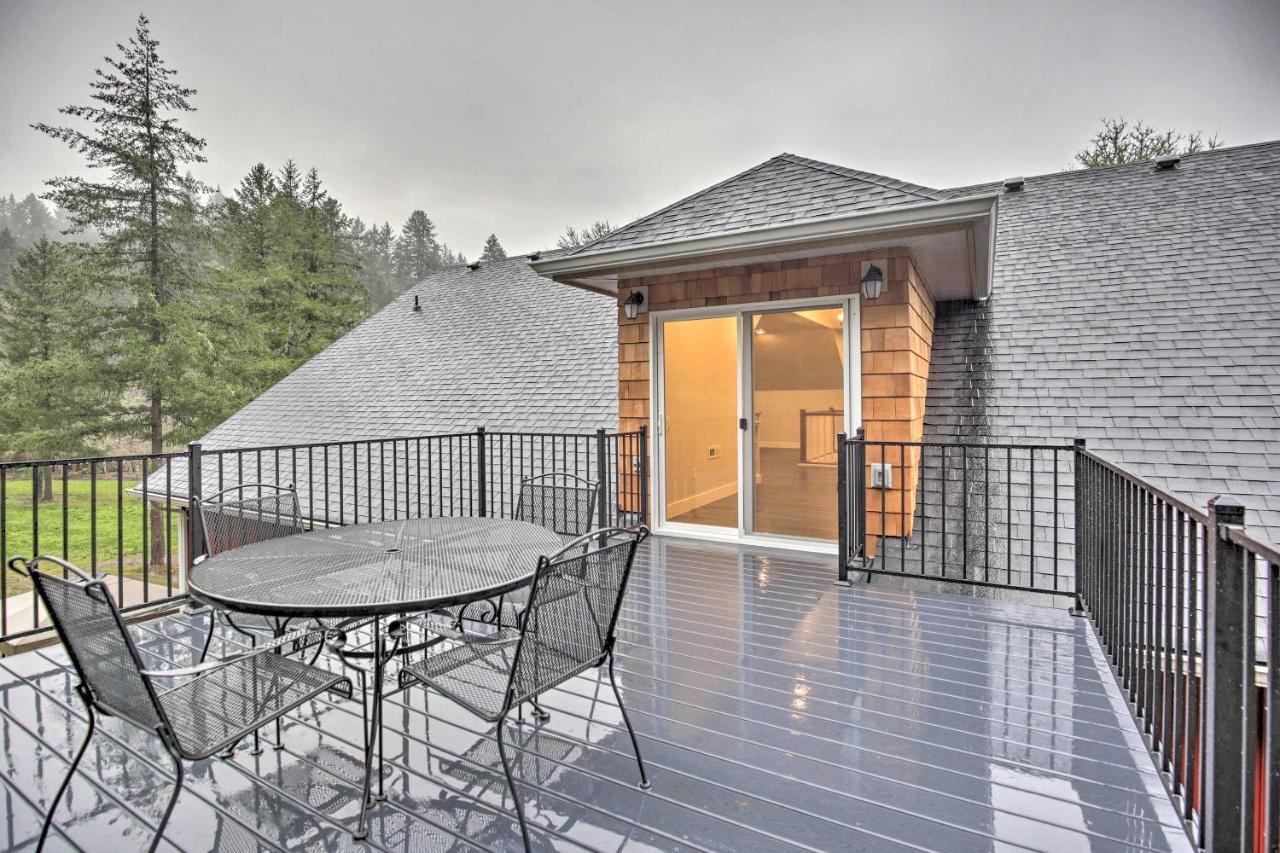 Chic Farmhouse With Creek In Heart Of Wine Country! Макминнвилл Экстерьер фото